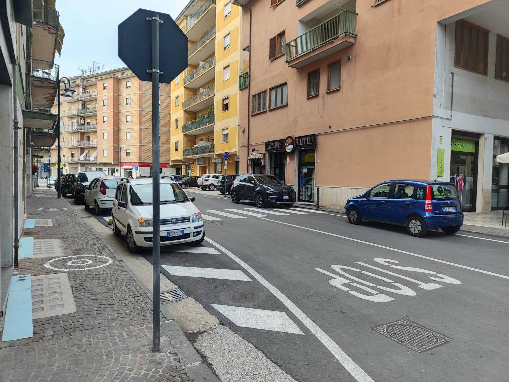 Box / garage a Atripalda in Via Roma - Foto 2