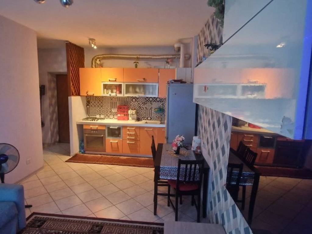 Appartamento a Vedano olona in Via Giuseppe Verdi, 4 - Foto 5