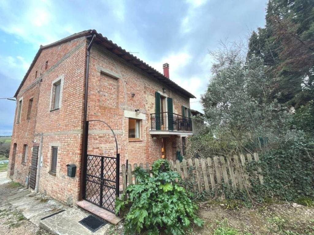 Villetta a schiera a Castiglione del lago in Frazione Gioiella - Foto 3