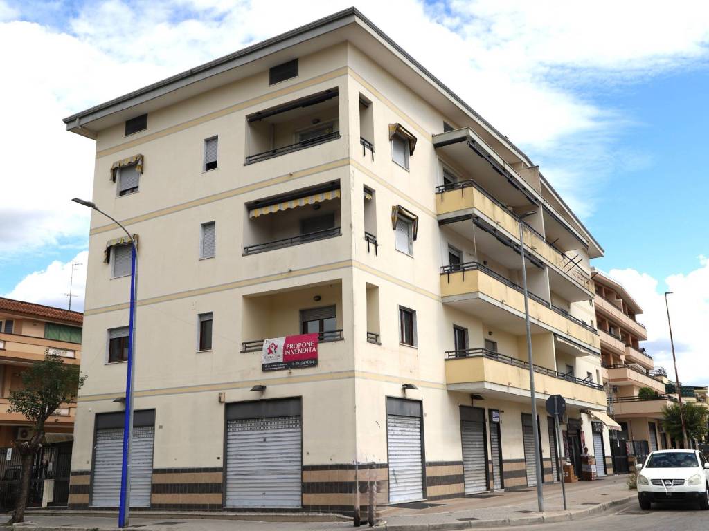 Appartamento a Maddaloni in Via Napoli, 200 - Foto 2