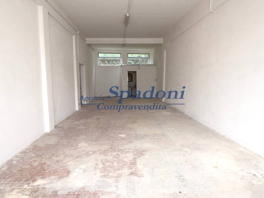 Immobile a Serravalle pistoiese in Strada Regionale Lucchese, 487 - Foto 2