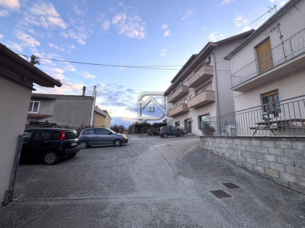 Immobile a Ariano irpino in Contrada Santa Barbara - Foto 4