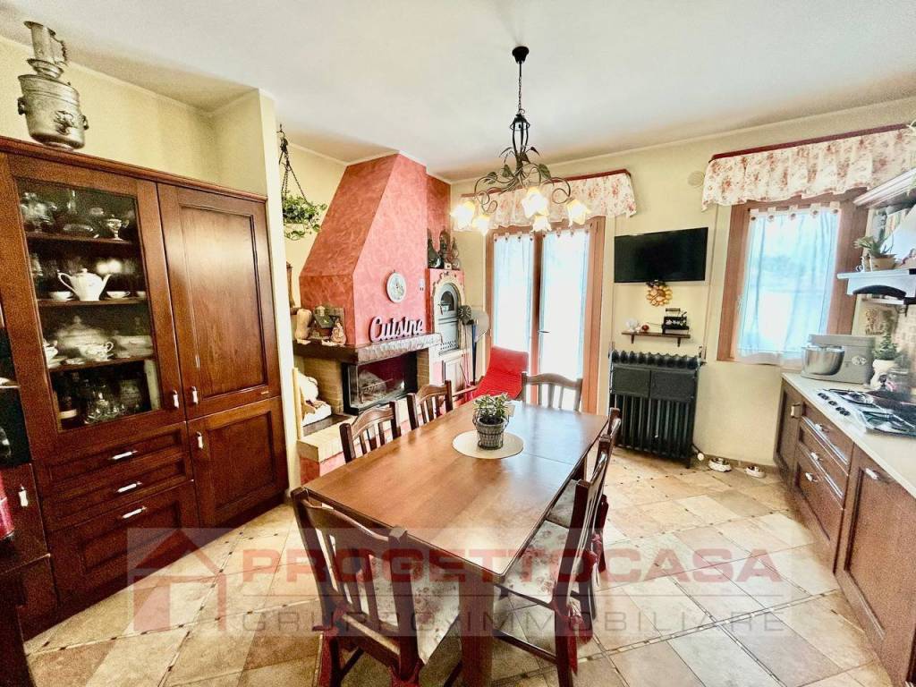 Appartamento a Ascoli piceno in Via Emidio Luzi, 53 - Foto 4