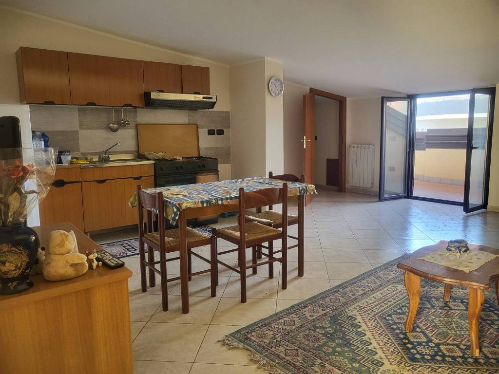 Appartamento a Montalto uffugo in Via Trieste - Foto 4