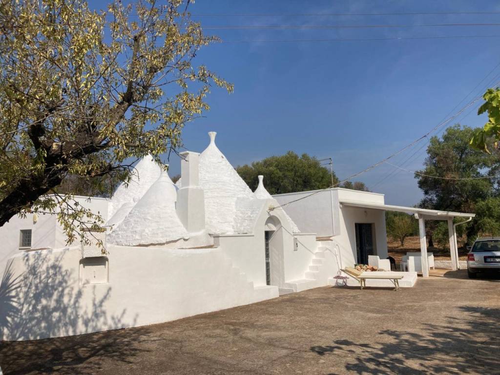 Villa a Ceglie messapica in CONTRADA MADONNA PICCOLA - Foto 2