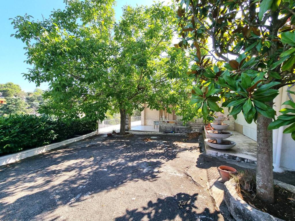 Villa a Fasano in Viale Gordini - Foto 2