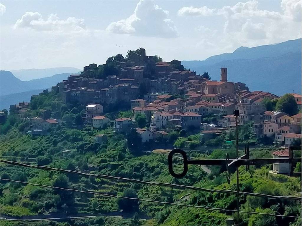 Villa a Bajardo in via roma, 10 - Foto 2
