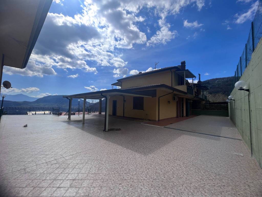 Villa a Mercogliano in Via Saverio Crisci - Foto 3