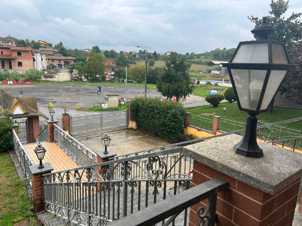 Villa a Castagnole delle lanze in Via Val Guarena, 2 - Foto 4