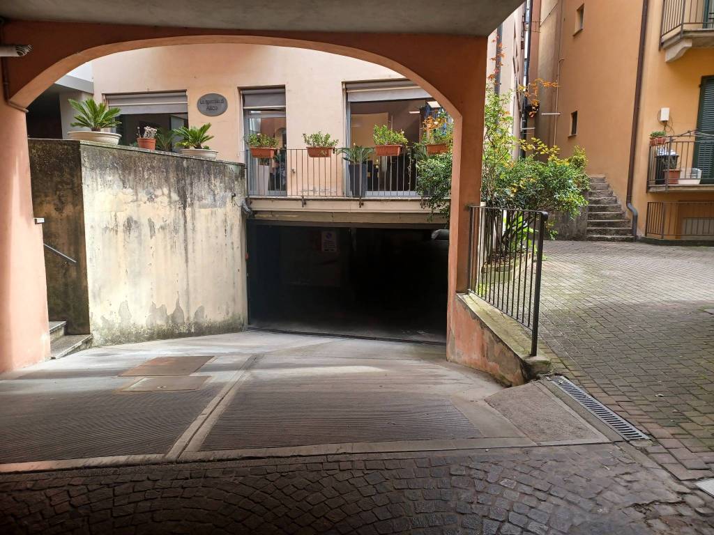 Box / garage a Omegna in Via Giuseppe Mazzini - Foto 2