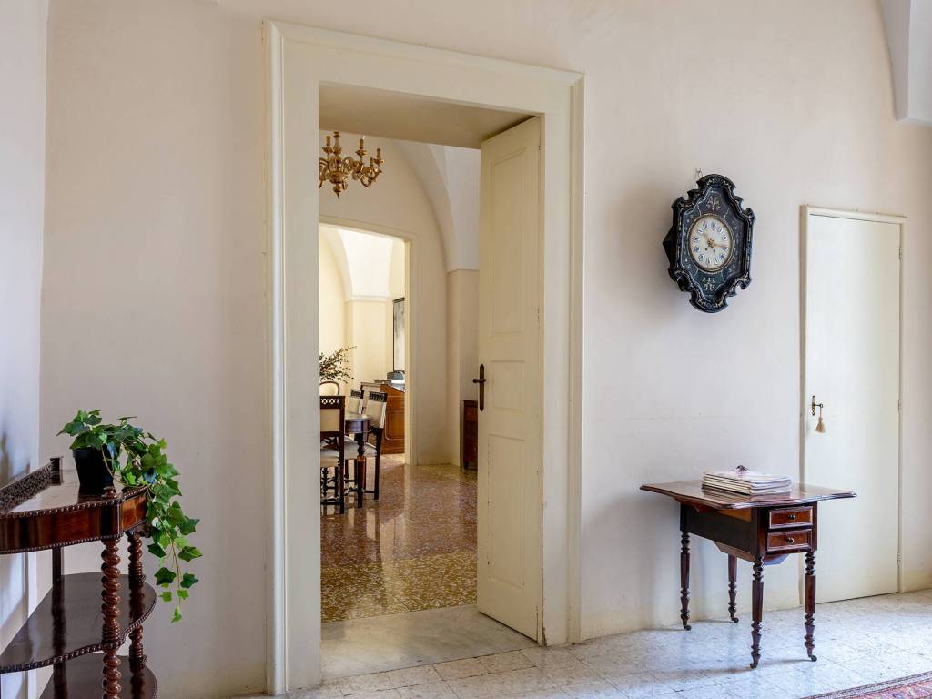 Palazzo / stabile a Francavilla fontana in Via Tagliavanti, 8 - Foto 4
