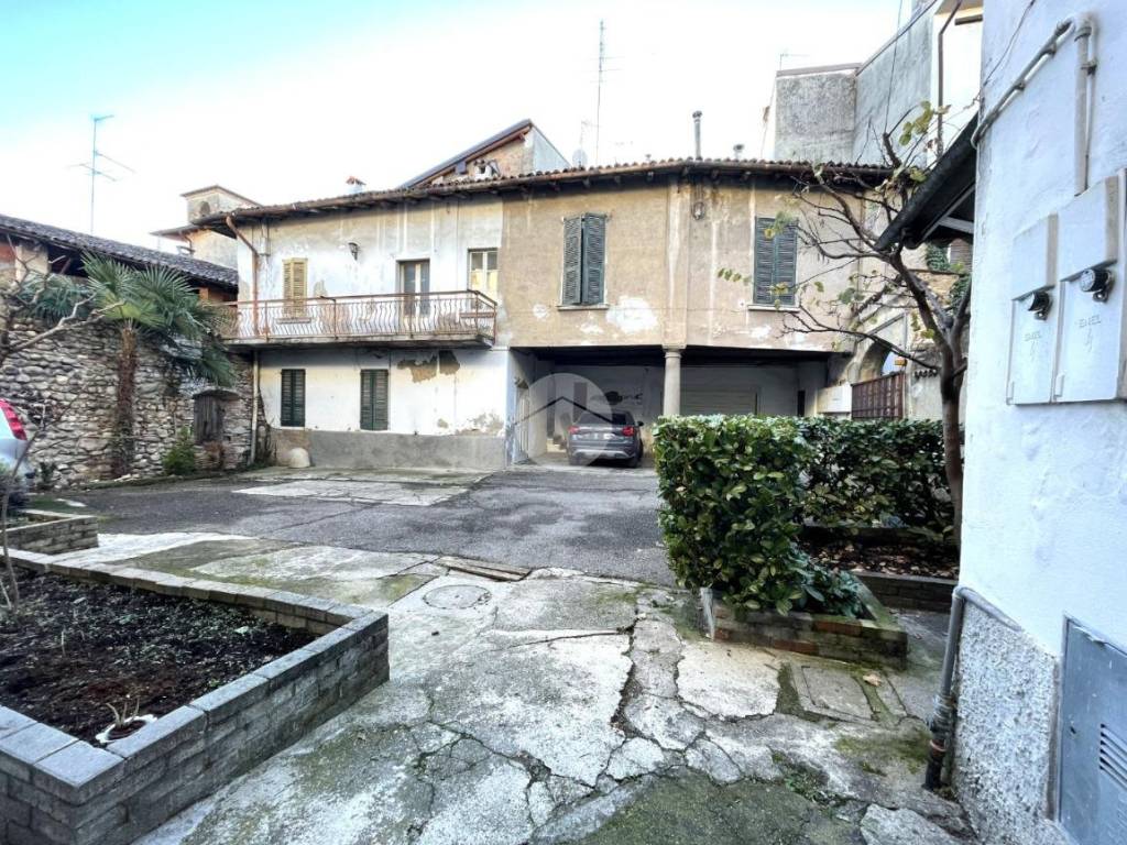 Casa indipendente a Palazzolo sull'oglio in Via Galignani, 10 - Foto 2