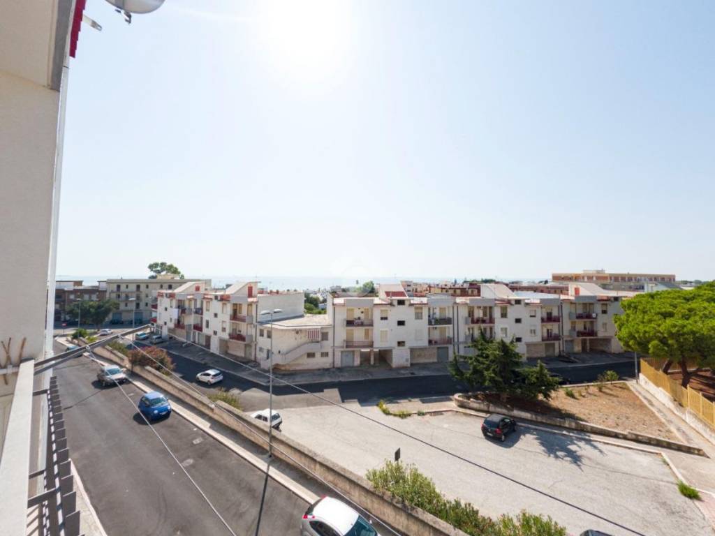 Appartamento a Manfredonia in Viale Raffaello, 83 - Foto 3