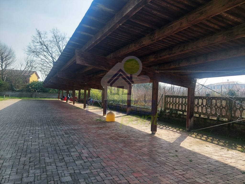 Appartamento a Castelvetro piacentino in VIA RAPARI PALLAVICINO - Foto 2