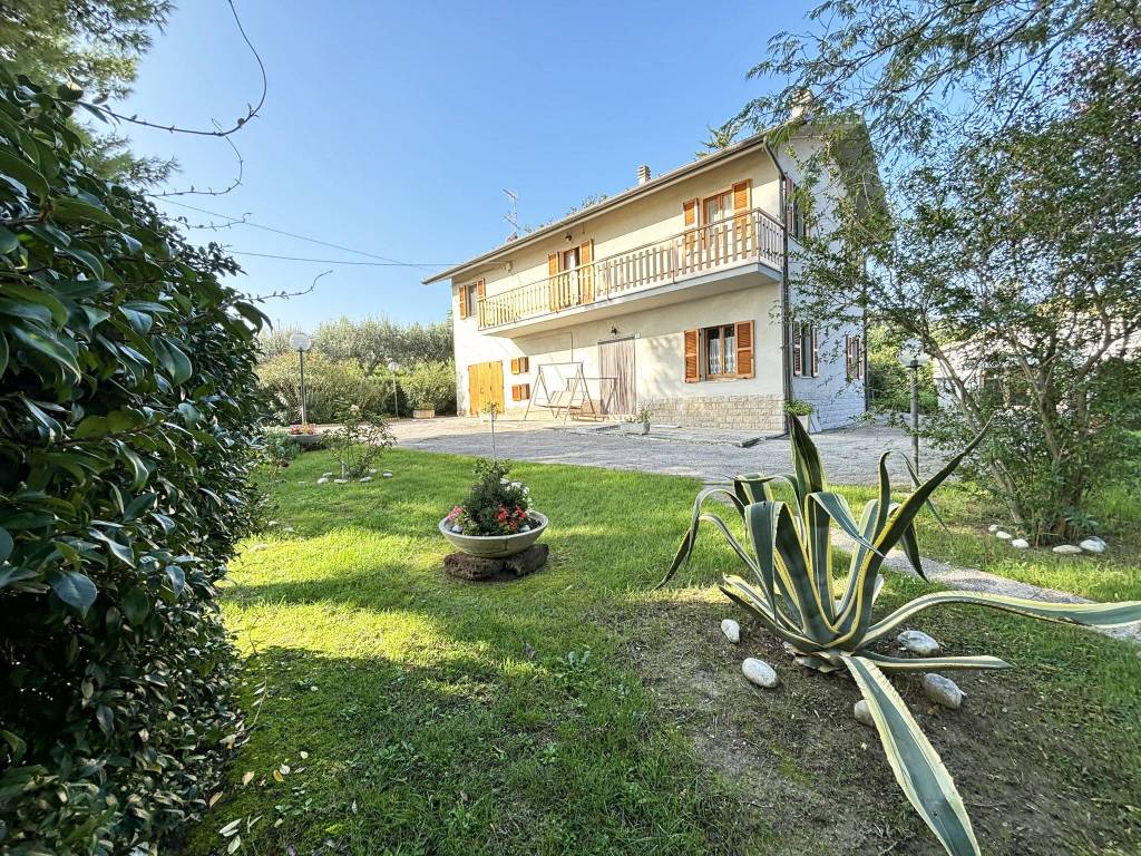 Casa indipendente a Ostra vetere in Contrada Pelingara, 16 - Foto 2