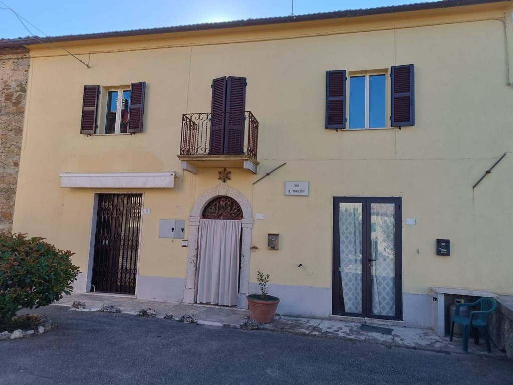Casa indipendente a Semproniano in Via Giuseppe Mazzini - Foto 2