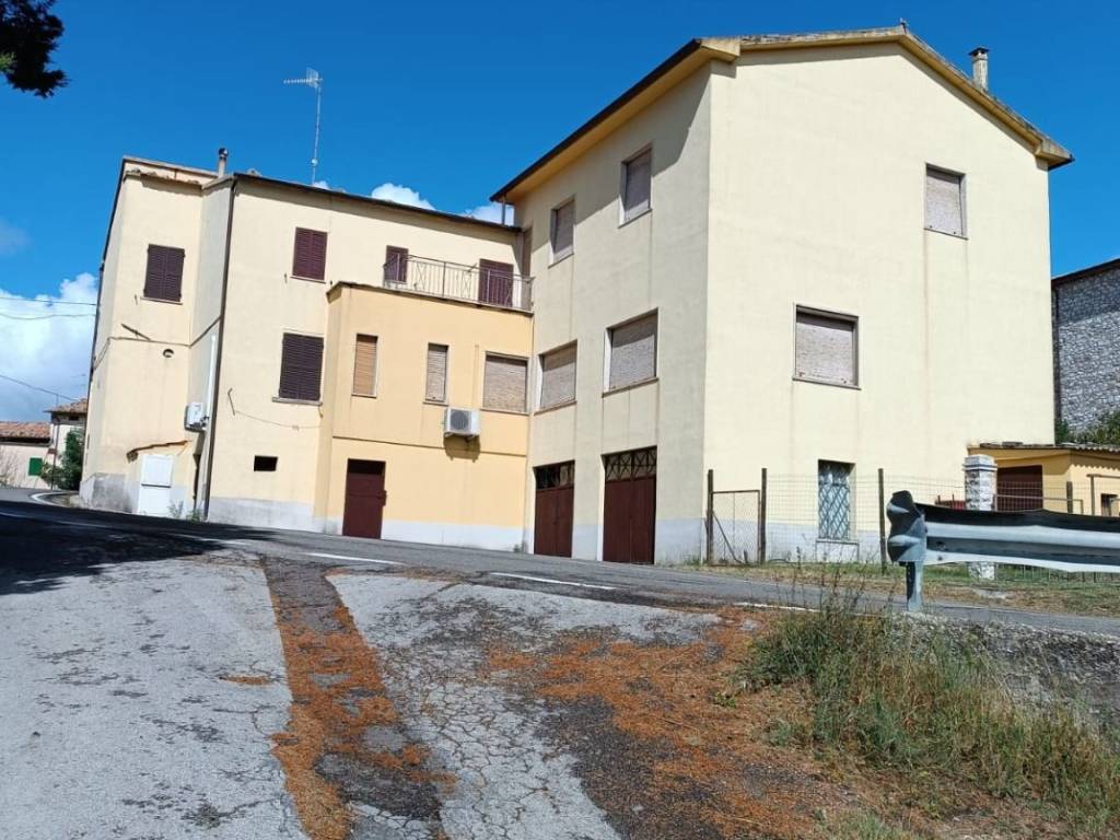 Casa indipendente a Semproniano in Via Giuseppe Mazzini - Foto 3