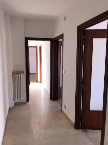 Appartamento a Alessandria in Via Isonzo, 3 - Foto 2