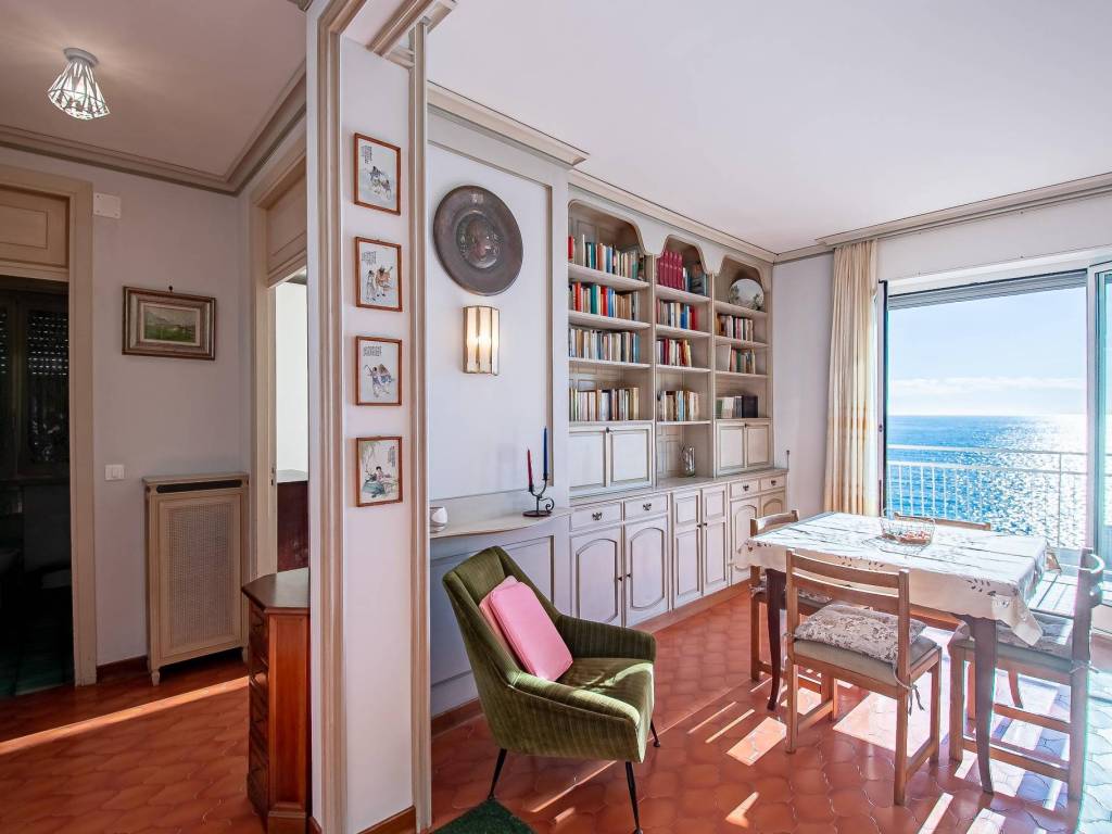 Appartamento a Ospedaletti in Via delle Rose, 87 - Foto 2