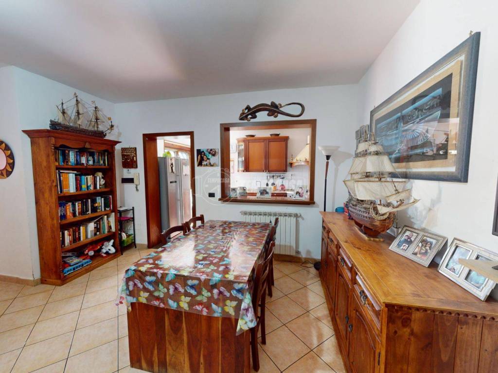 Villa a Ladispoli in Via Dublino, 14 - Foto 4
