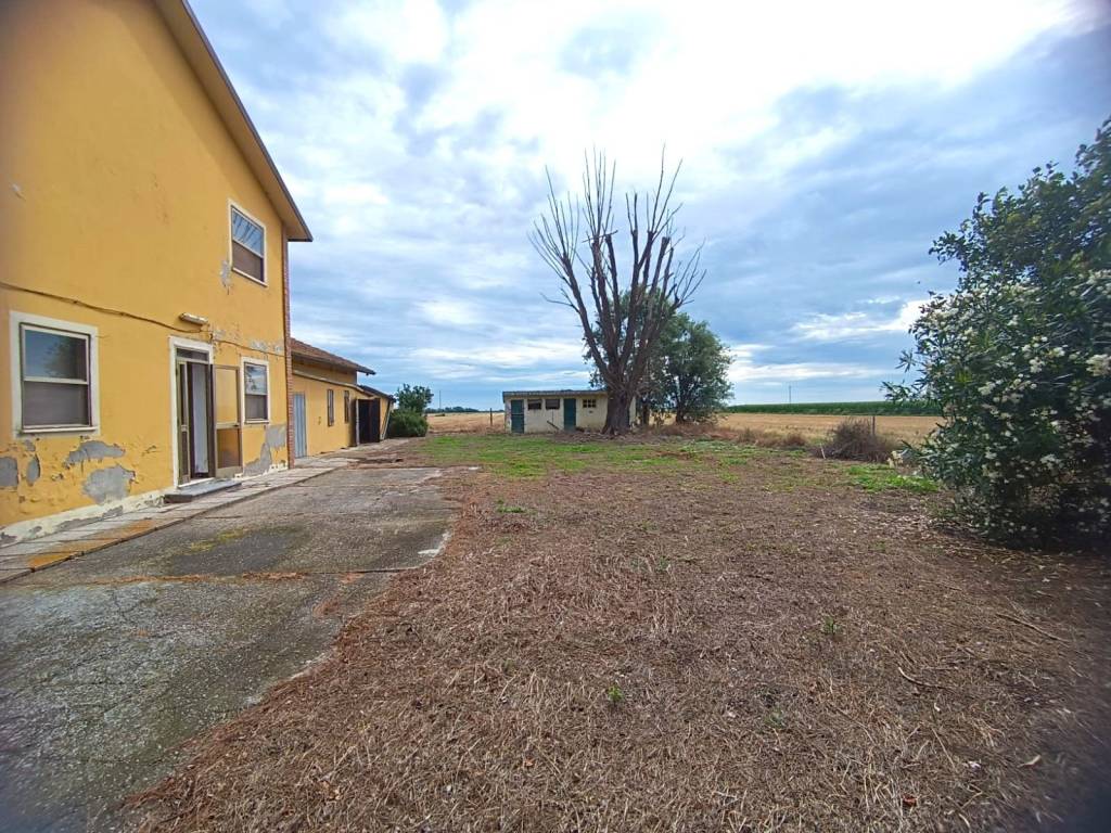 Villa a Taglio di po in Via Molise - Foto 4
