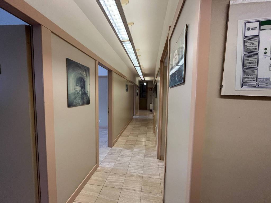 Immobile a Sondrio in Piazza Giuseppe Garibaldi, 6 - Foto 5