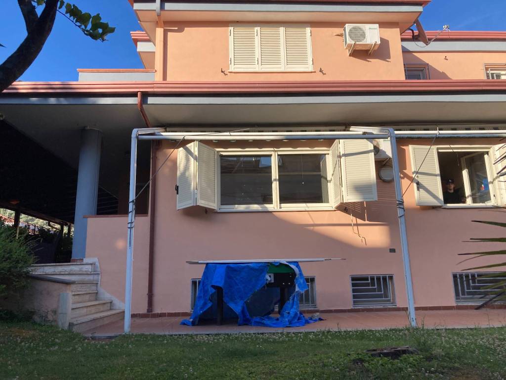 Villa a Caserta in Via Martiri delle Foibe - Foto 4