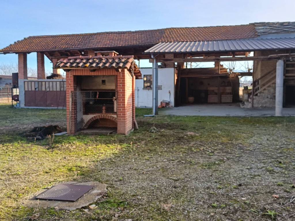 Rustico / casale a Barge in Via Camillo Benso di Cavour, 16 - Foto 2