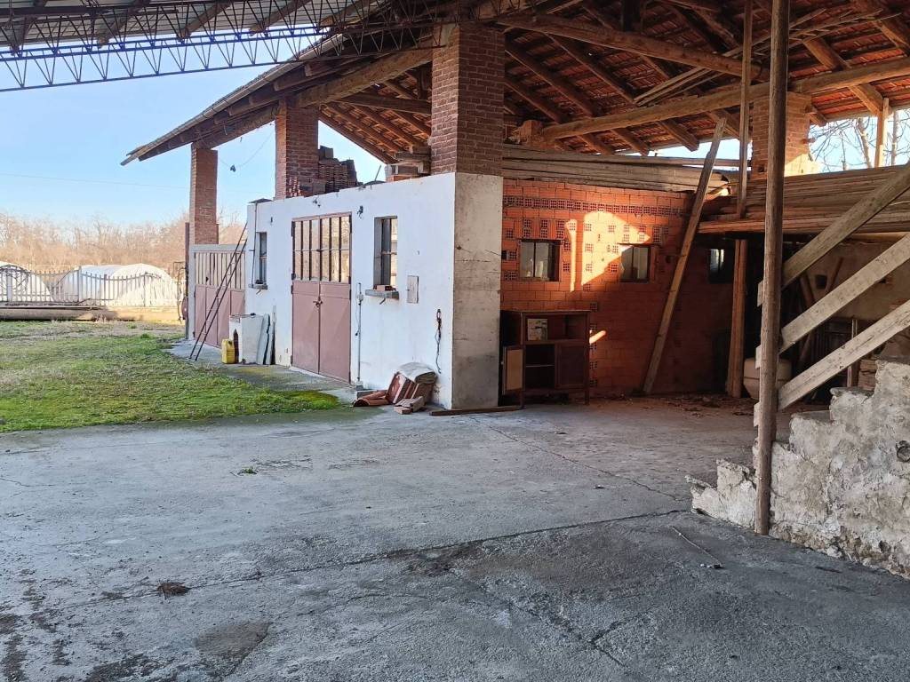 Rustico / casale a Barge in Via Camillo Benso di Cavour, 16 - Foto 3