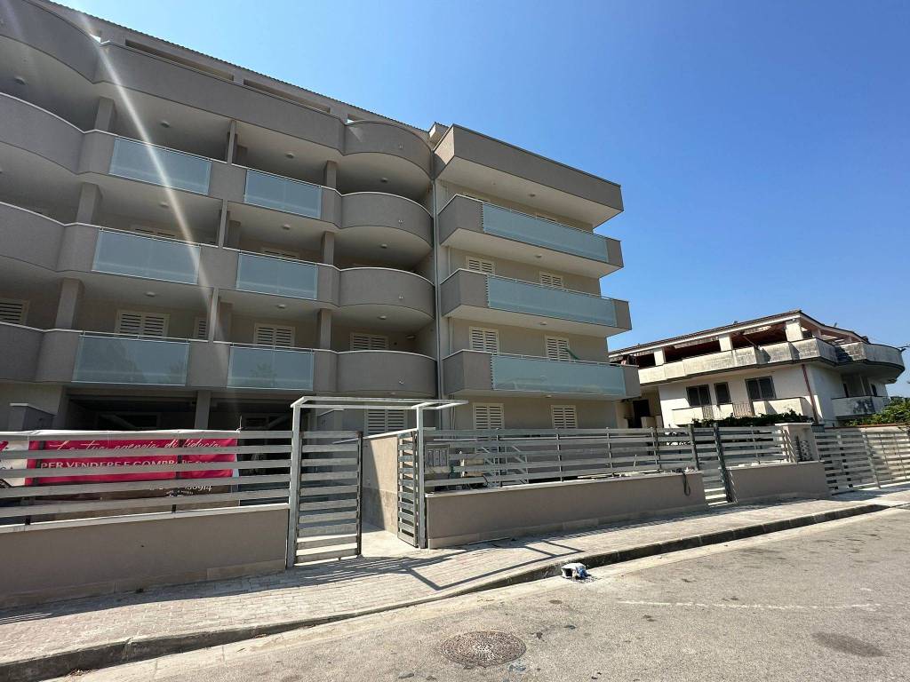 Appartamento a Maddaloni in Via Montella, 17 - Foto 5