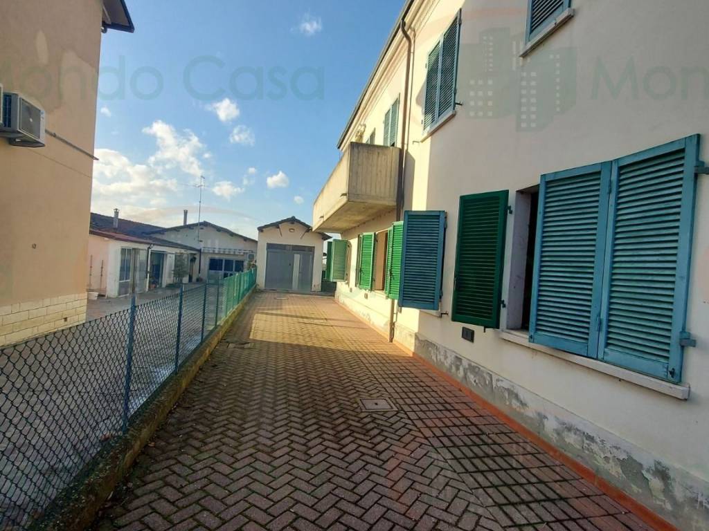 Casa indipendente a Ravenna in Via Ravegnana - Foto 3