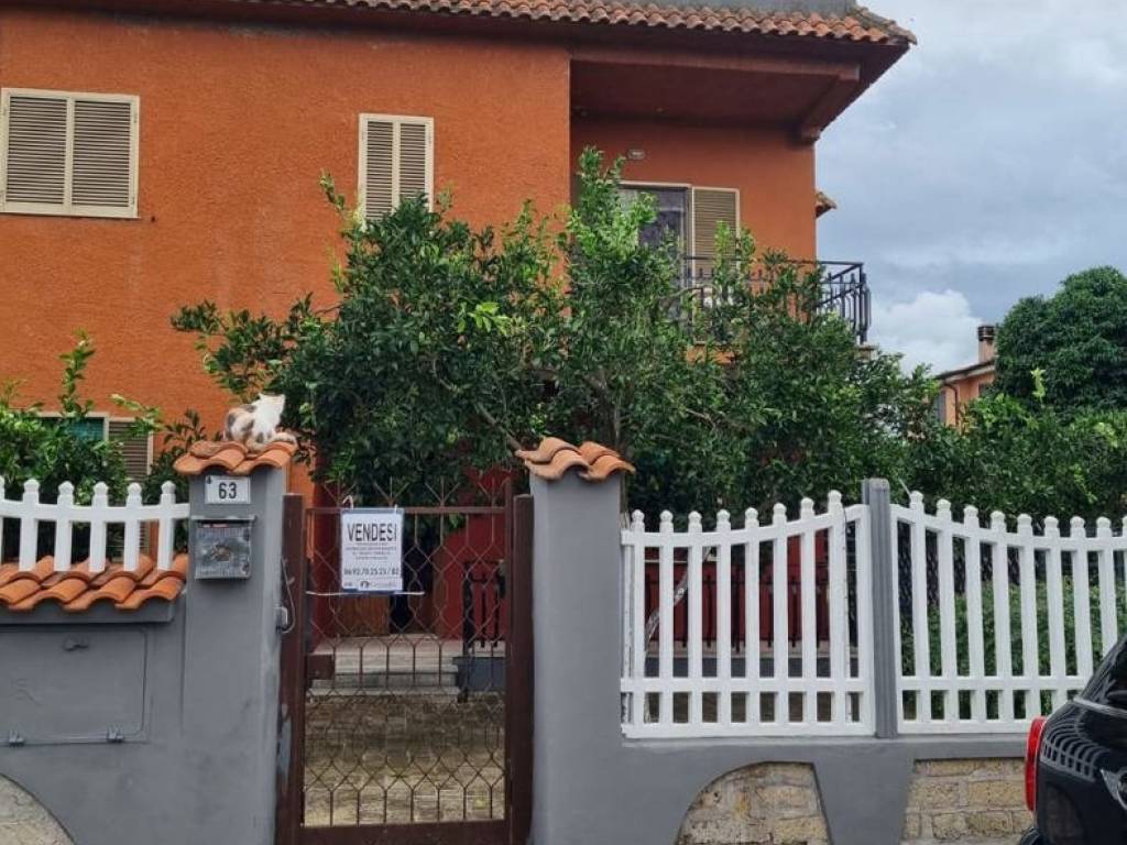 Appartamento a Aprilia in via venere, 63 - Foto 2