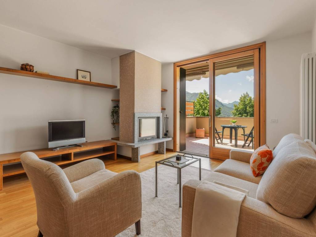 Appartamento a Cassina valsassina in Viale delle Grigne, 46 - Foto 2