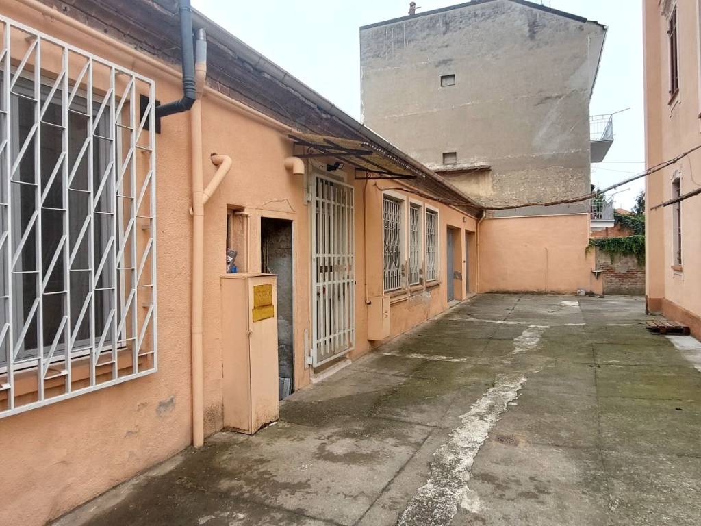 Palazzo / stabile a Valenza in Via Sandro Pino - Foto 5