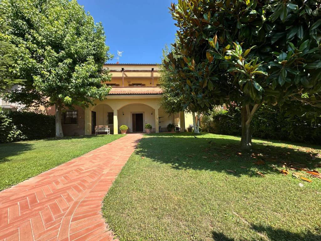 Villa a Teramo in Viale Crispi, 135 - Foto 5