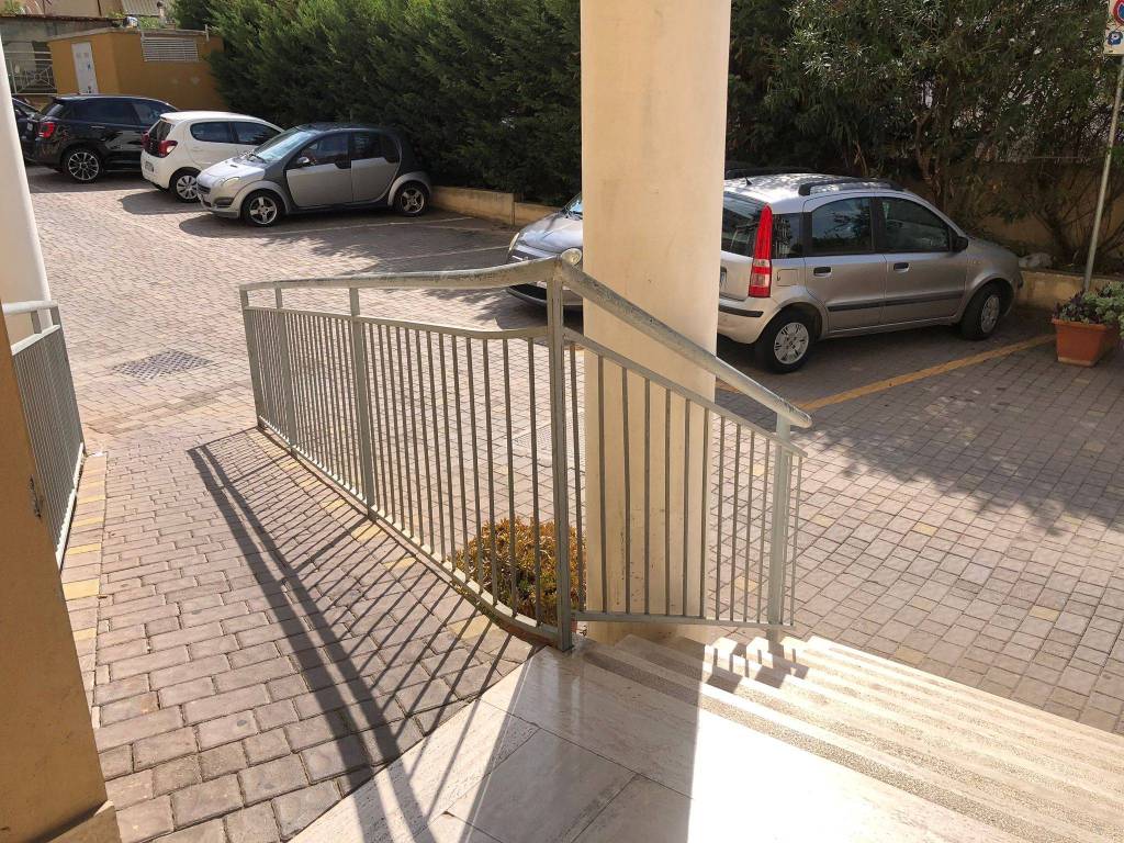 Appartamento a Crotone in Via Unione Europea - Foto 4