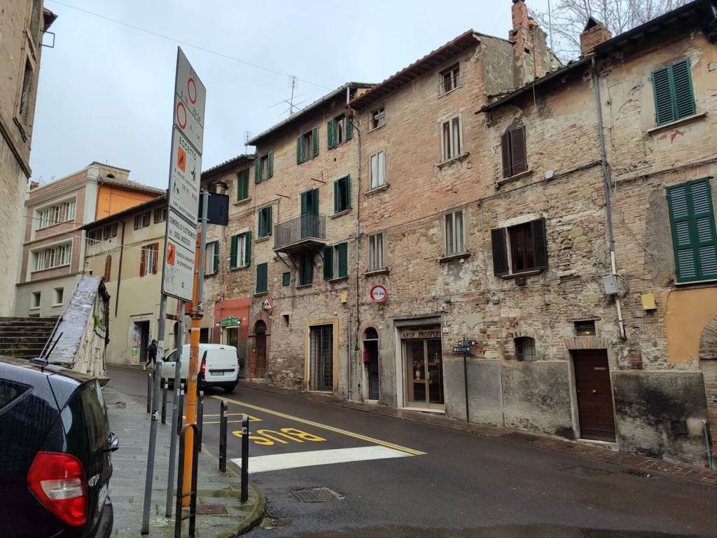 Box / garage a Perugia in Largo Porta Pesa - Foto 2