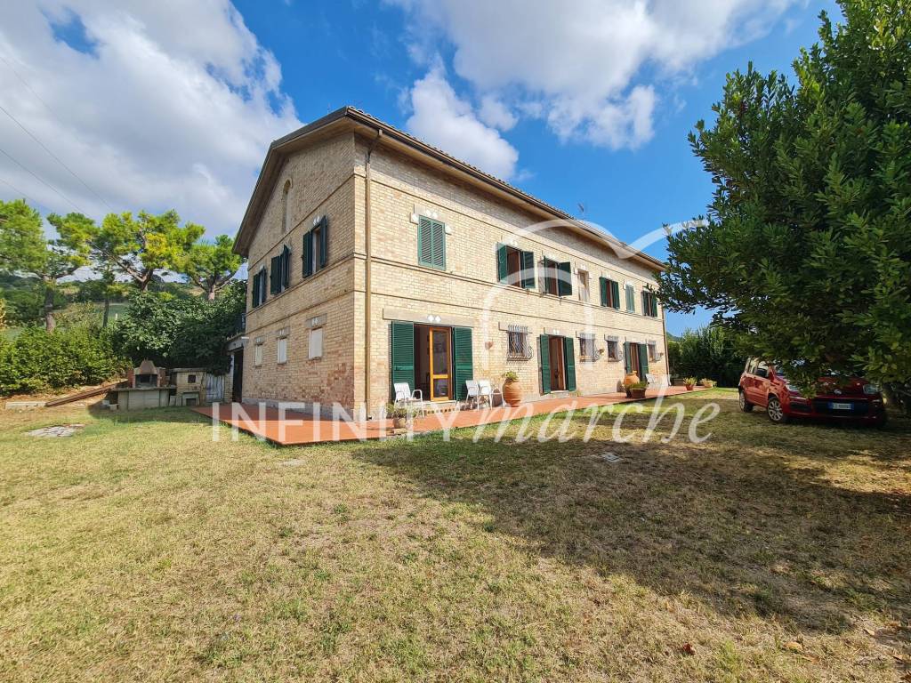 Rustico / casale a Altidona in Contrada Svarchi, 7 - Foto 2