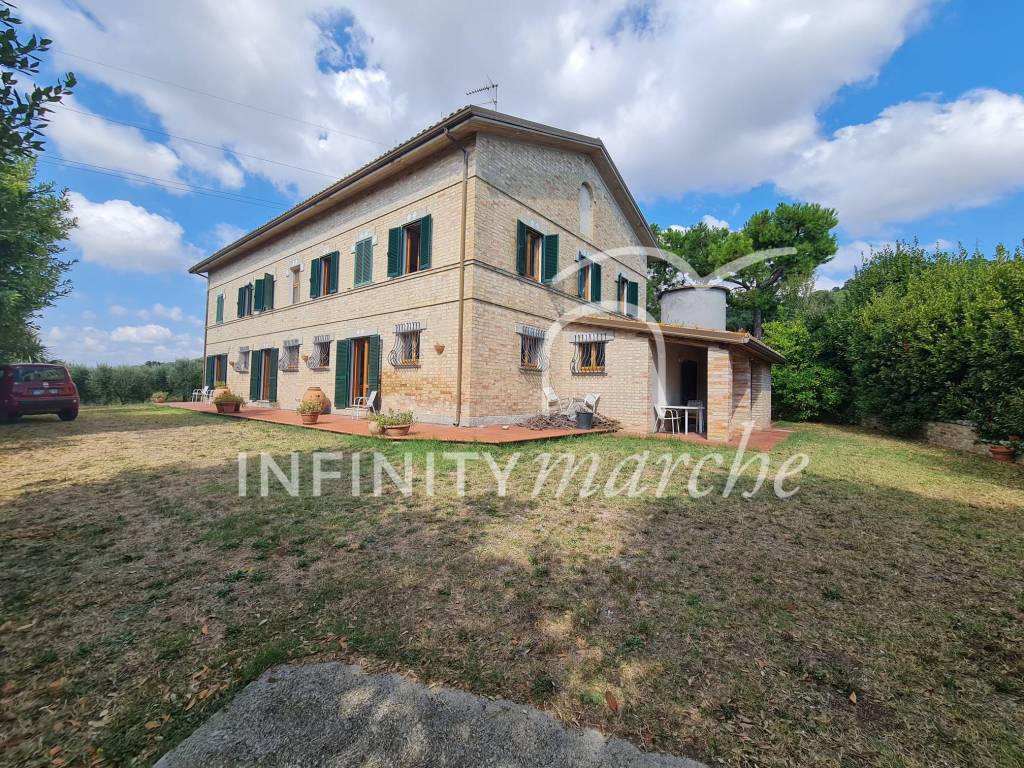 Rustico / casale a Altidona in Contrada Svarchi, 7 - Foto 3