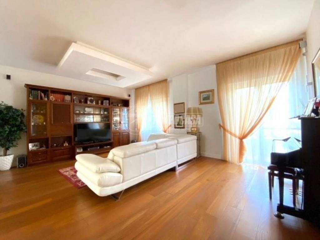 Appartamento a Foggia in Viale Michelangelo - Foto 5