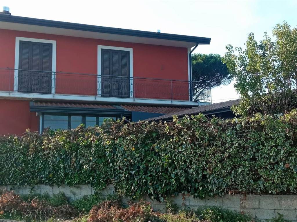 Villa a Avellino in Contrada Via Provinciale - Foto 3
