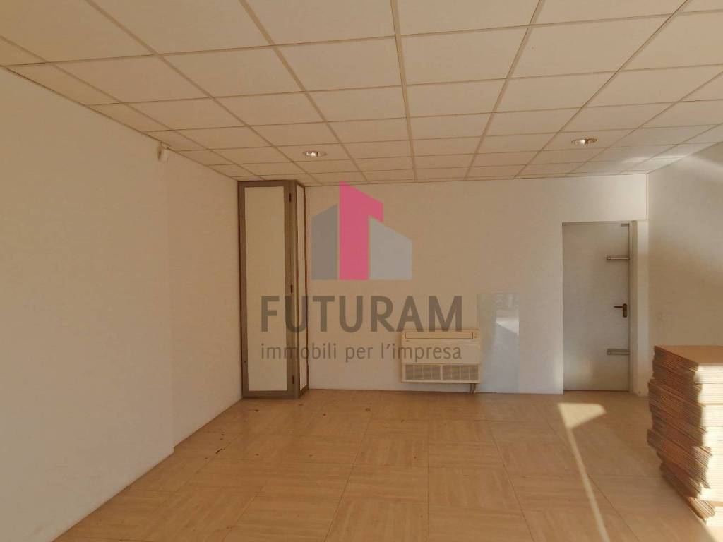 Immobile a Noventa padovana in Viale Navigazione Interna - Foto 2