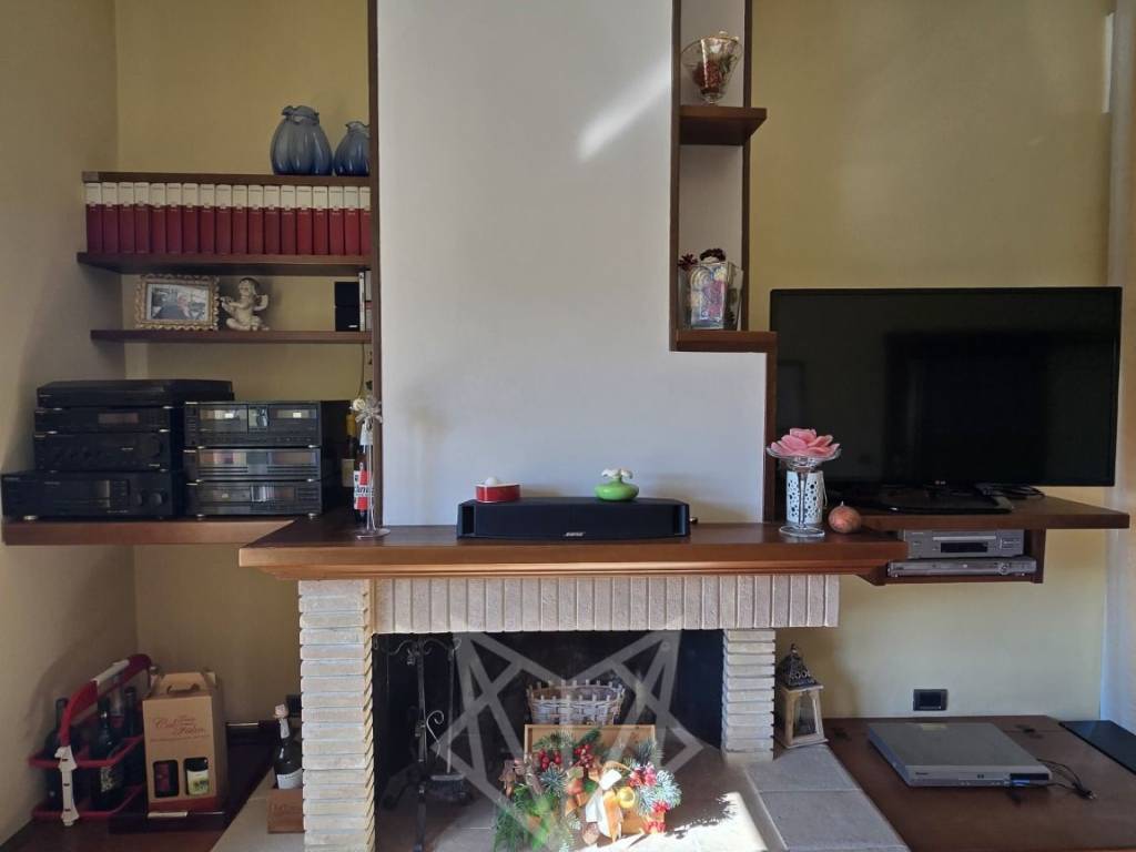 Appartamento a Foligno in Via Francesco Innamorati - Foto 5