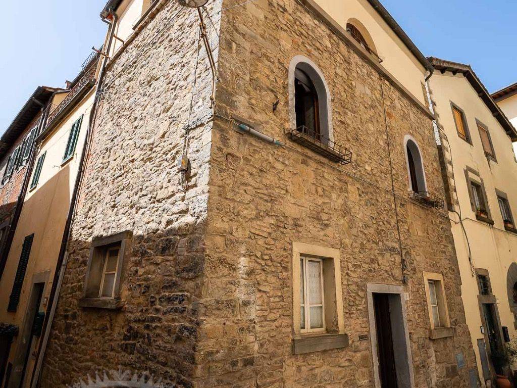 Casa indipendente a Cortona in Via Luca Ghini, 5 - Foto 3