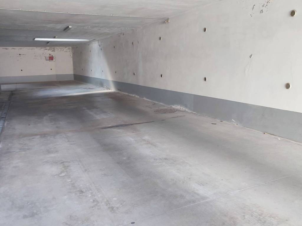 Box / garage a Saluzzo in Via Sant'Agostino, 38 - Foto 3