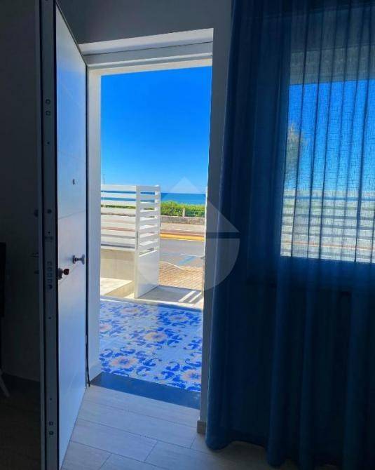 Villa a Minturno in Lungomare Nazario Sauro, 32 - Foto 2