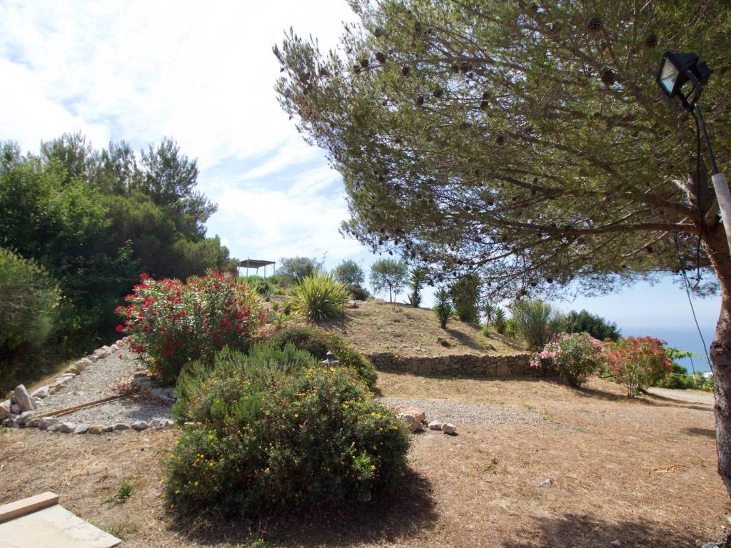 Appartamento a Ventimiglia in Località Le Ville - Foto 4