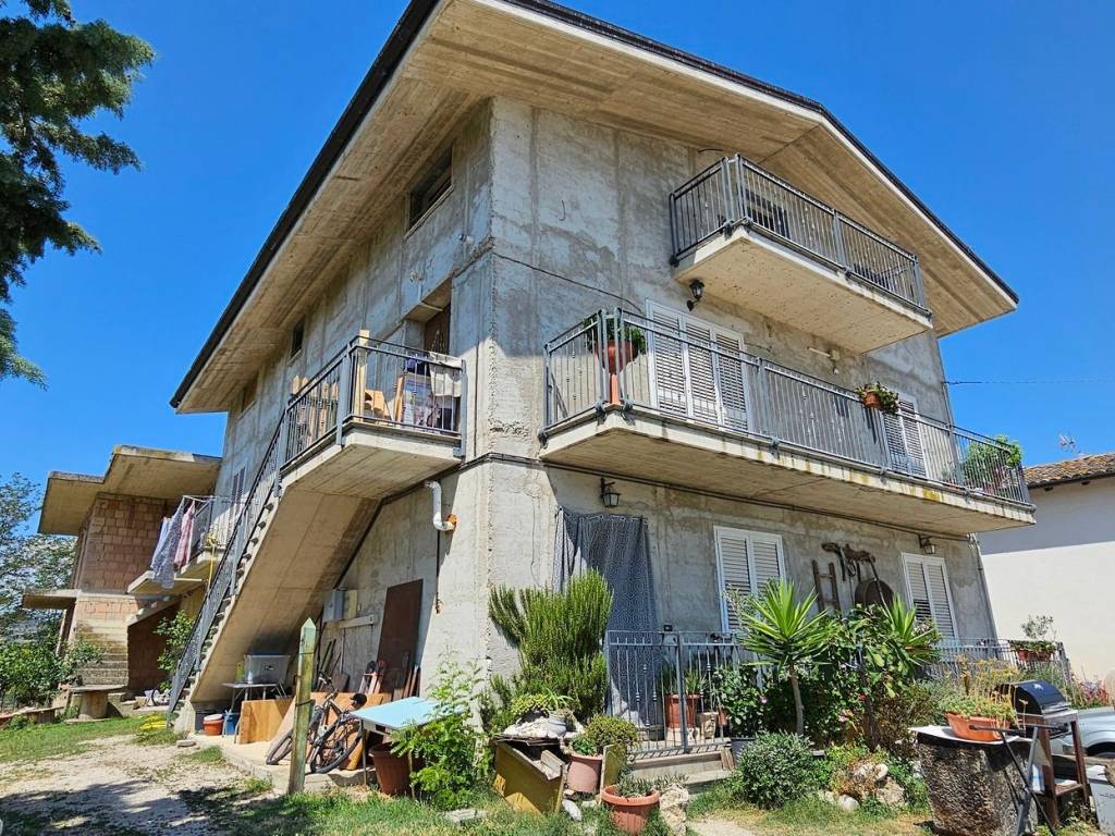 Appartamento a Teramo in Contrada Colle San Rocco, 7 - Foto 2