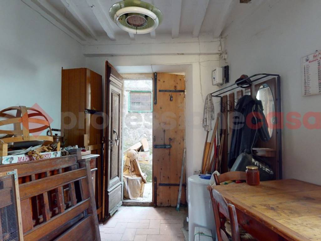 Casa indipendente a Bagni di lucca in via del Condotto Montefegatesi, 30 - Foto 2