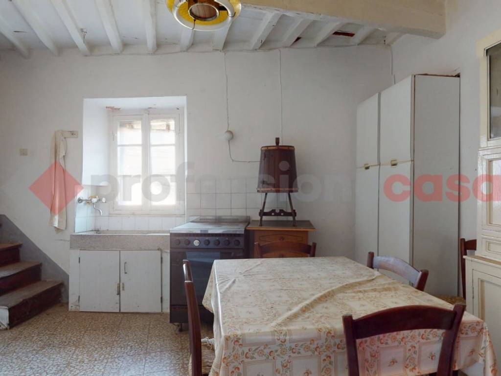 Casa indipendente a Bagni di lucca in via del Condotto Montefegatesi, 30 - Foto 4